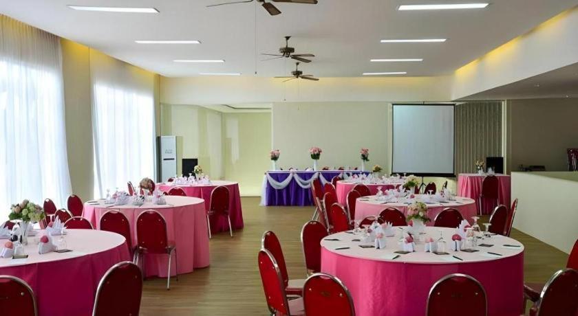 Bali Rich Villa Tuban  Esterno foto